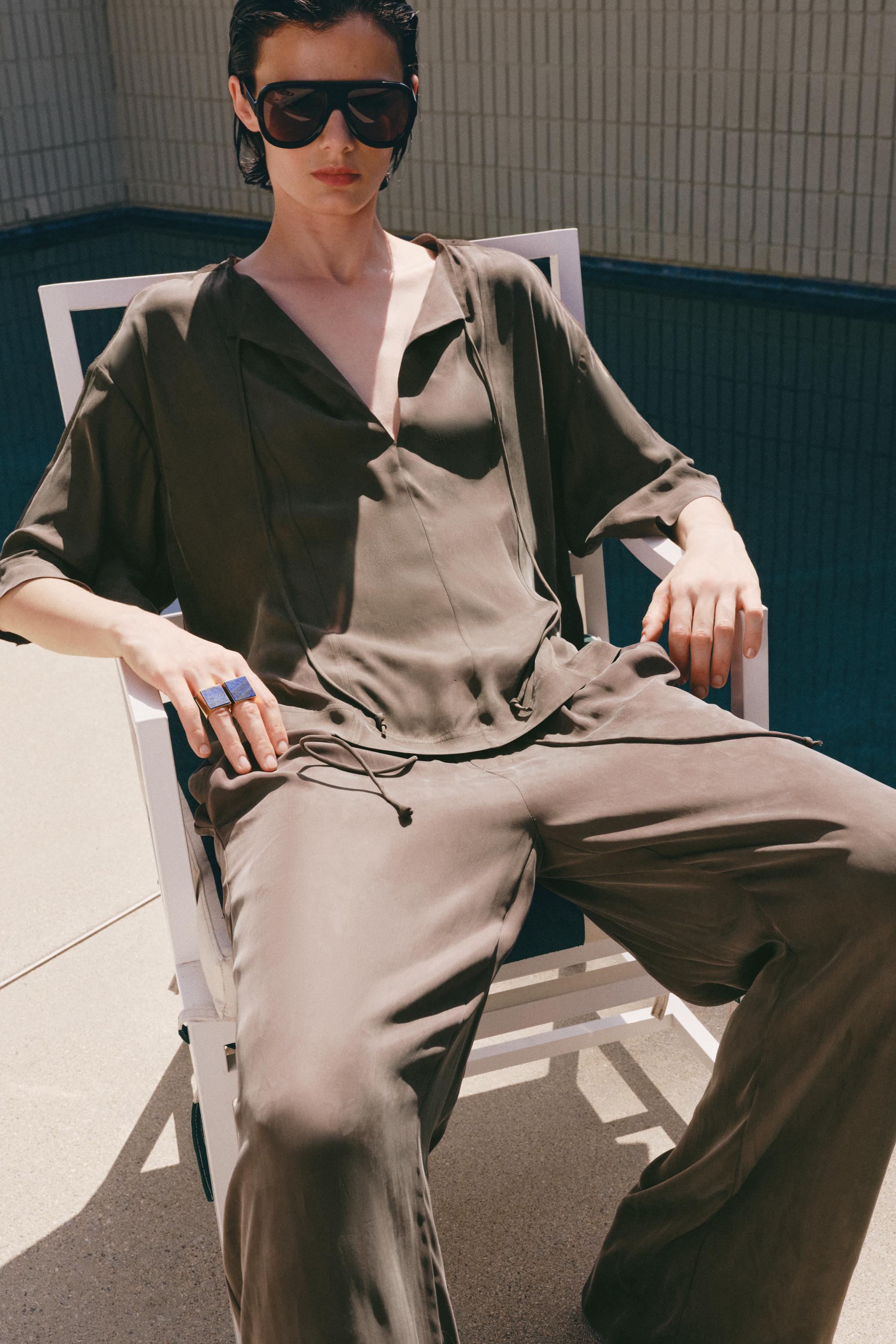 ZW COLLECTION FLOWY BLOUSE WITH TIES